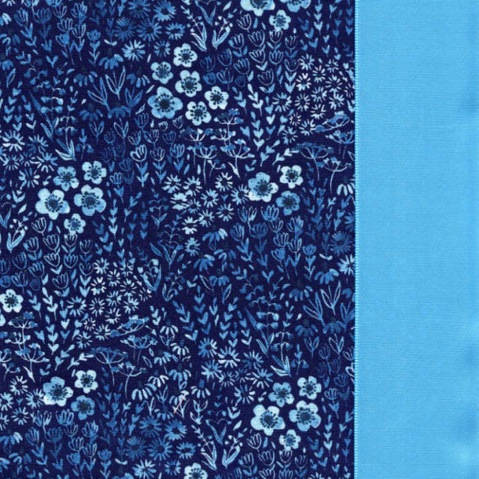 Bitsy Blue Blooms